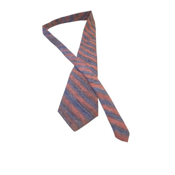 Alessandro Branzini and Uomo Necktie Hand Painted by Ana Maria Mule Designer Tie - Picture 3 of 10